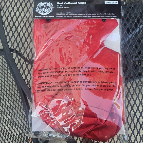 Spirit Vibrant Red Cape - Picture 2 of 2